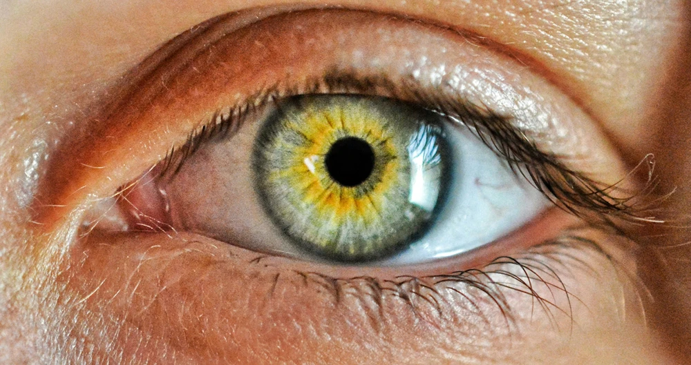 Pearl Power for the Eyes: Natural Support for Cataracts, Glaucoma & Eye Rejuvenation